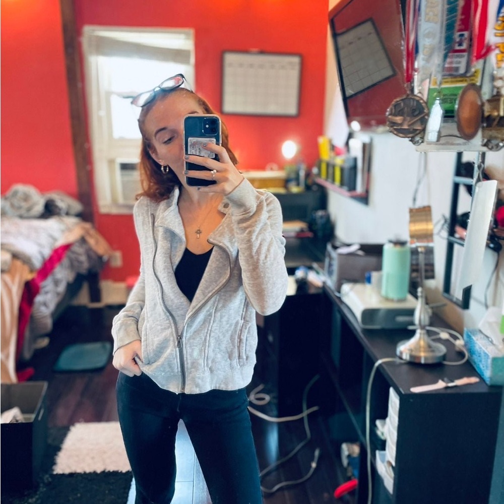 Gray zip up - Picture 4 of 13